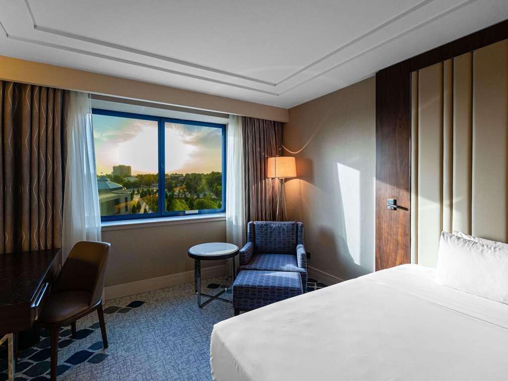 Moevenpick Hotel Taschkent Zimmer foto
